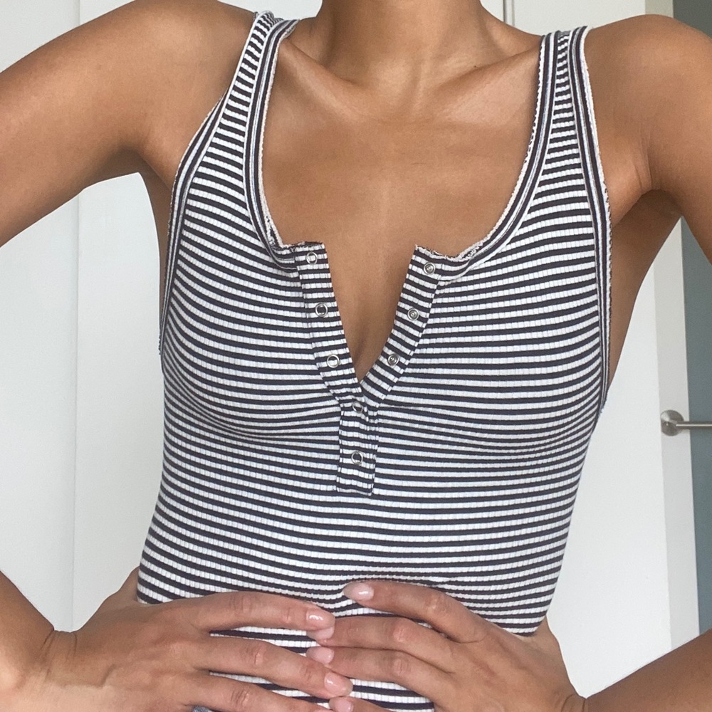 Striped reformation bodysuit!
